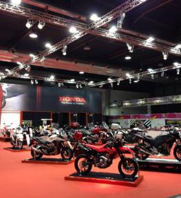 Fiera a Verona con montaggio stand espositore Honda