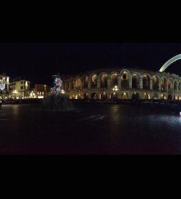 Evento a Verona in piazza Bra epifania in centro storico con allestimento struttura per Befana