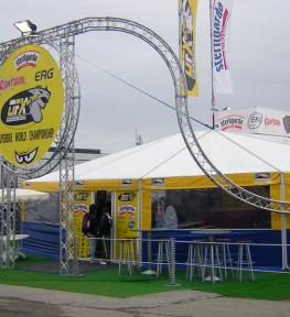 Allestimento struttura per manifestazione sportiva Superbike