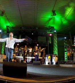 Service audio luci tour service per concerti Paolo Belli Big Band