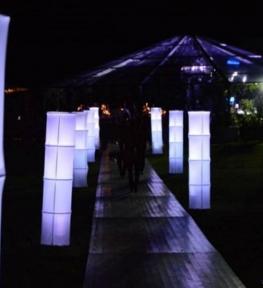 Luminarie per matrimonio giardino esterno